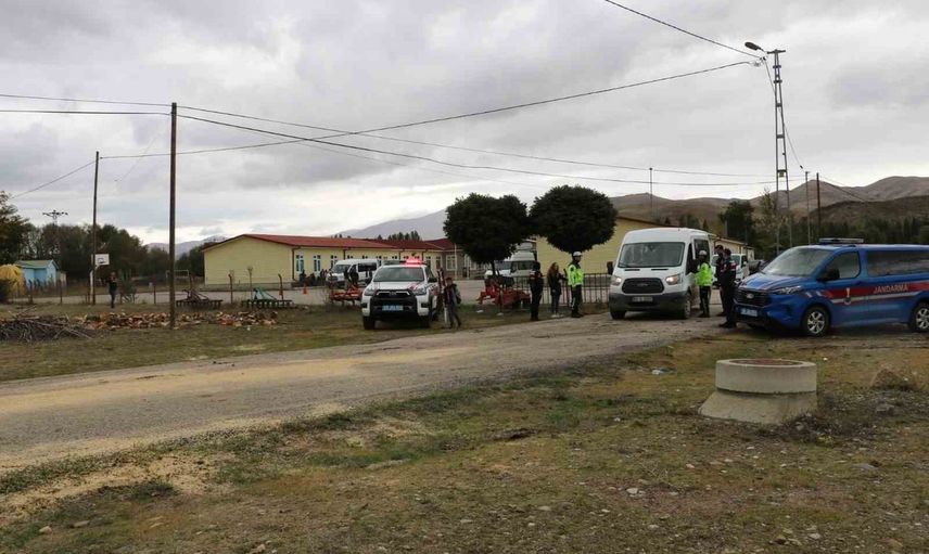 Bayburt'ta köy okullarında güvenlik önlemleri güçlendirildi