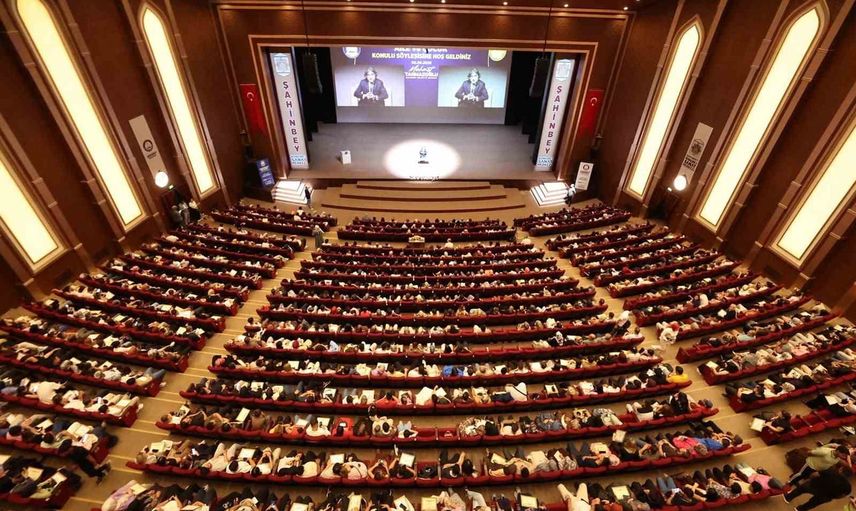 Şahinbey'de evliliğe hazırlanan 951 çiftin eğitim serüveni tamamlandı