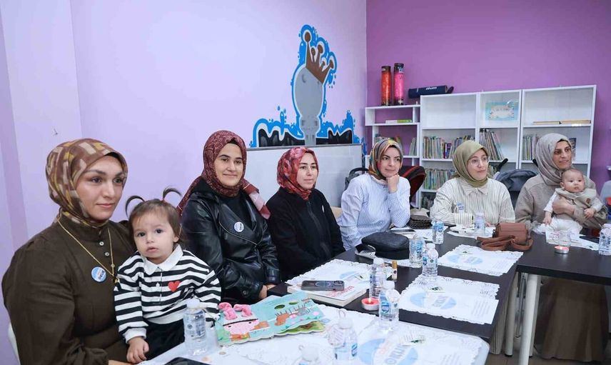 Gebze'de okuma sevgisini büyütme hedefiyle veli ve öğretmenler bir araya geldi
