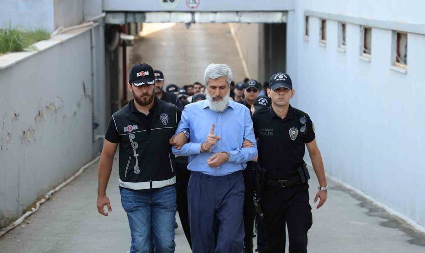 Adana merkezli soruşturma: Alparslan Kuytul ve 56 şüpheli adliyeye sevk edildi
