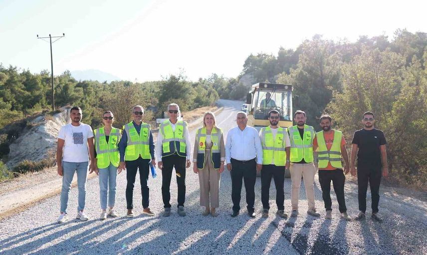 Yol yenileme atağı: Yeşilyayla ile Hacıeyüplü arasında 7,5 km soğuk asfalt