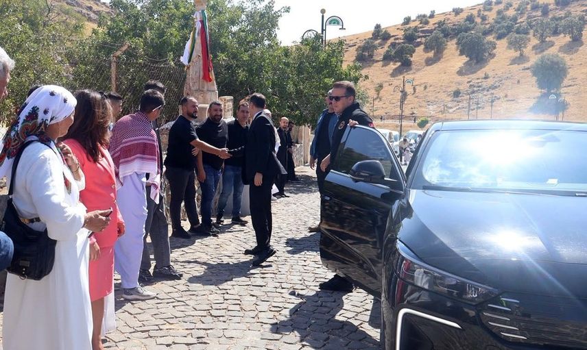 Mağara köyünde Cema coşkusu: İdil kaymakamı Ezidi toplulukla bir aradaydı