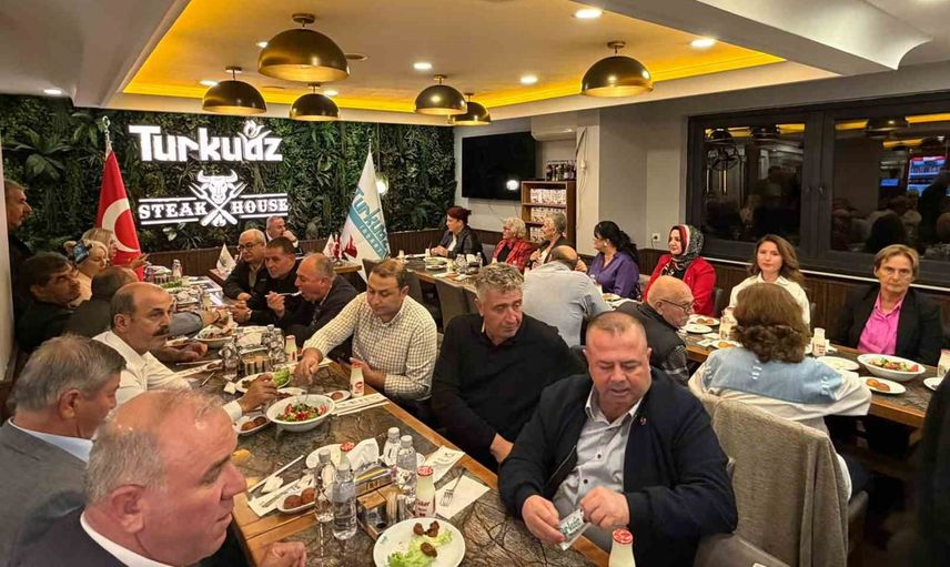 Bayram Özdemir muhtarlarla buluşup yerel dayanışmayı öne çıkardı