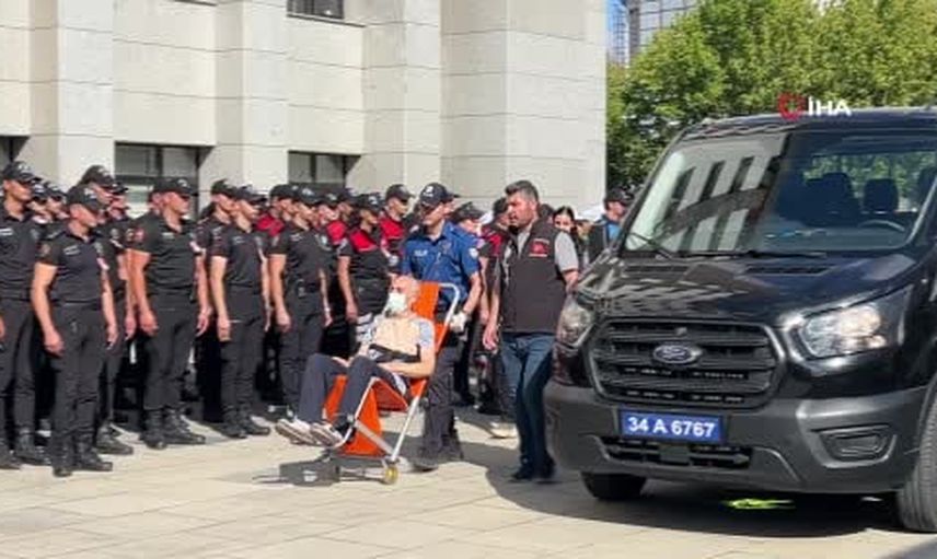 Şehit Melih Kaygusuz toprağa verildi; Fatih Camii'nde son görev