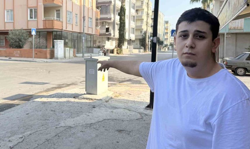 Tarsus'ta kavşak kazası: iki kişi yaralandı