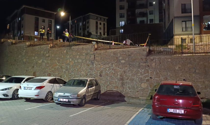 Yokuş aşağı kontrolden çıkan motosiklet şarampole uçtu: anne karnındaki bebek yaşamını yitirdi