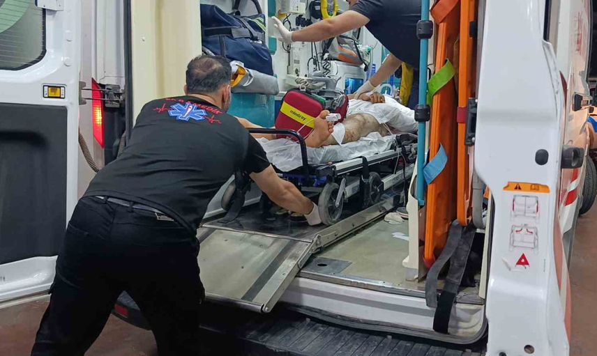 Viranşehir devlet hastanesi önünde silahlı saldırı: çocuk da yaralandı