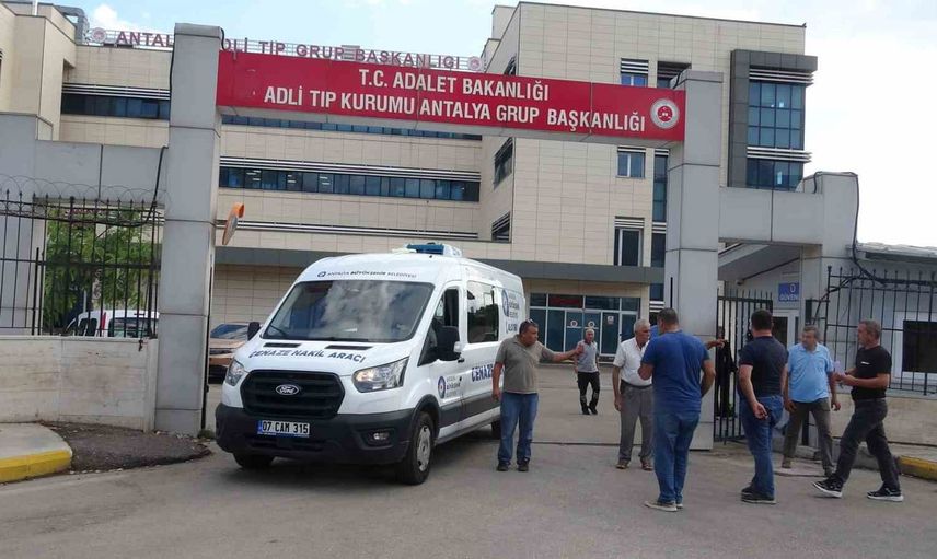 Korkuteli'nde üç kişinin öldürülmesi iddiası: şüpheli kırsalda yakalandı