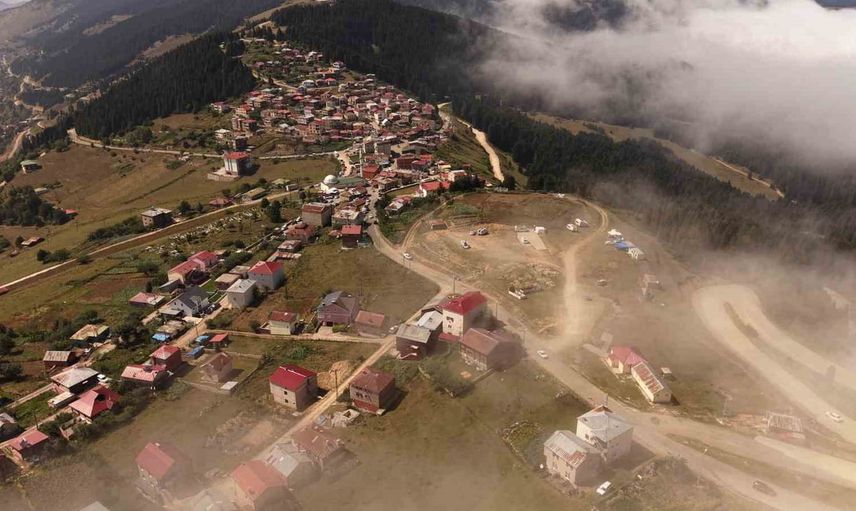 Kümbet yaylası'nda çarşı alanı için doğal dokuyu koruyan dönüşüm planı