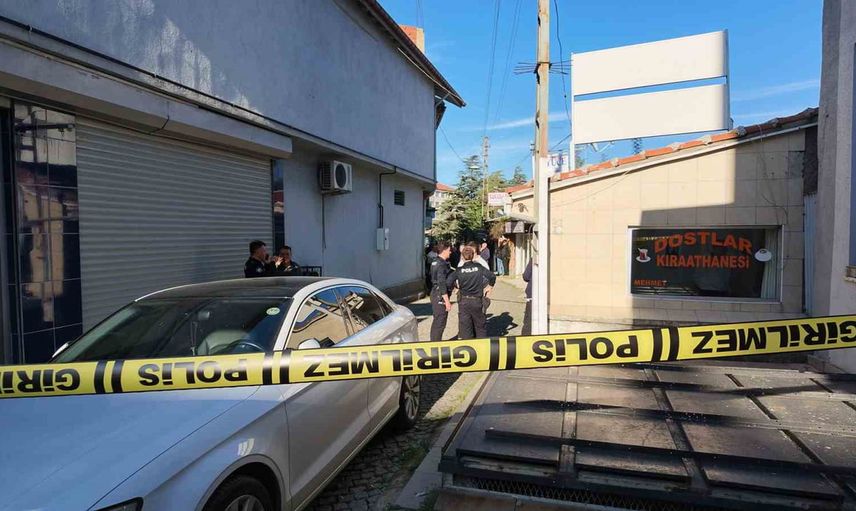Konya'da kıraathanede av tüfeğiyle saldırı: zanlı tutuklandı