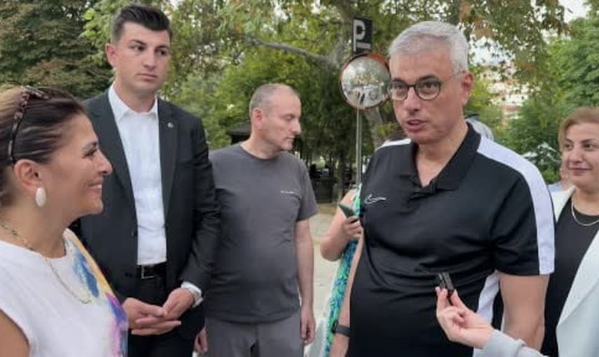 Harekete davet: Memişoğlu parkta halkla birlikte egzersiz yaptı
