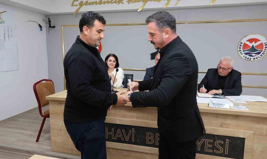 Dürüstlük örneği: mesai sırasında bulduğu altını sahibine teslim eden personele ödül
