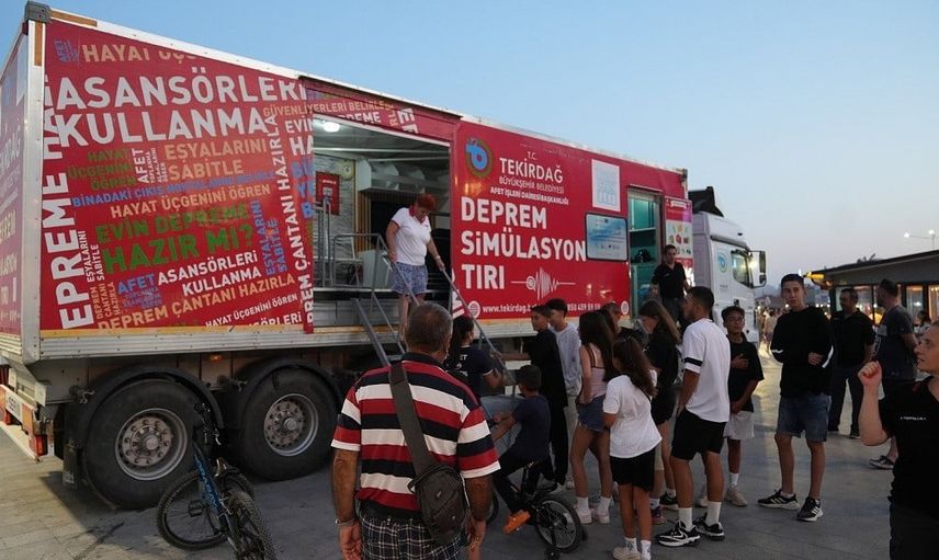 Mürefte'de deprem bilinci için simülasyon tırı etkinliği