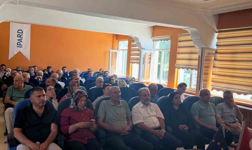 Elazığ'da tarım müdürlüğü personeline otizme yönelik doğru iletişim eğitimi