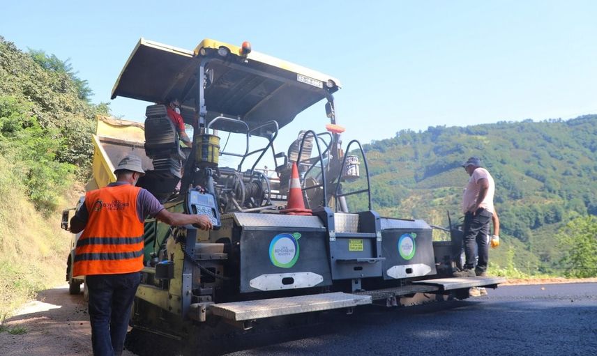 Altınordu ile Perşembe arasındaki yollar genişletilip sıcak asfaltla modernize edildi