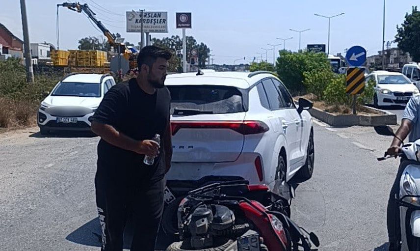 Kavşağa dönüşte duran araca arkadan çarpan motosiklet kazası