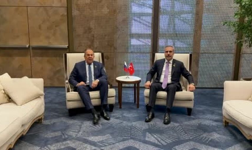 Hakan Fidan Bakü temaslarında Sergey Lavrov ile görüştü