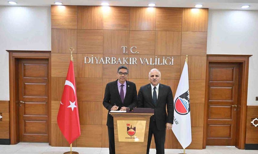 Malezya büyükelçisi, Diyarbakır valisi Zorluoğlu ile iş birliği gündemiyle buluştu