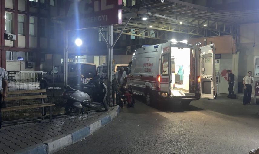 Nurdağı'nda otobüsle otomobil çarpıştı: 7 kişi yaşamını yitirdi, tedaviler sürüyor