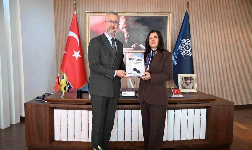Ukrayna büyükelçisi Nariman Celalov Aydın’da yerel yöneticilerle görüş alışverişinde bulundu