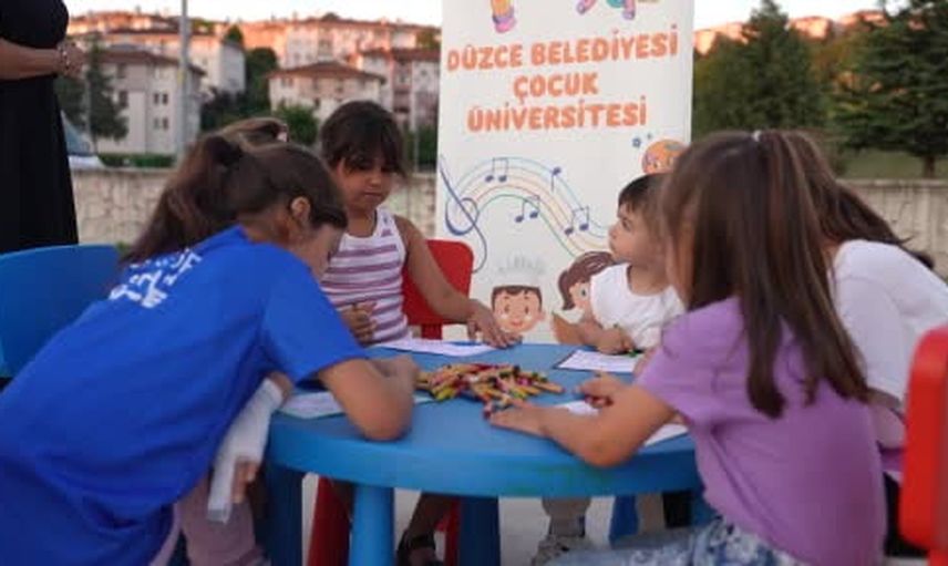 düzce’de yaz geceleri açık hava sinemasıyla canlanıyor