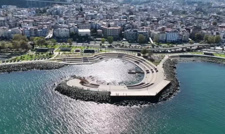 eylülün birikmiş nemi yağışa dönüştü: trabzon'da yağışlar ve riskler arttı