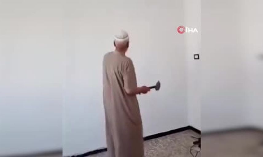 Duvarın ardındaki miras: Humus'taki kütüphanesine 15 yıl sonra kavuştu