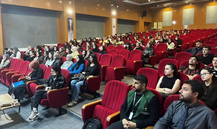 Sinop'ta gençlere bağımlılıkla mücadelede farkındalık eğitimi