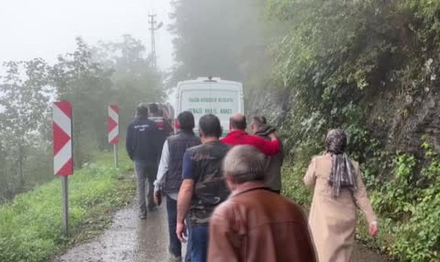 Ev arkası kazısında göçük: Çağlayan’da bir işçi yaşamını yitirdi