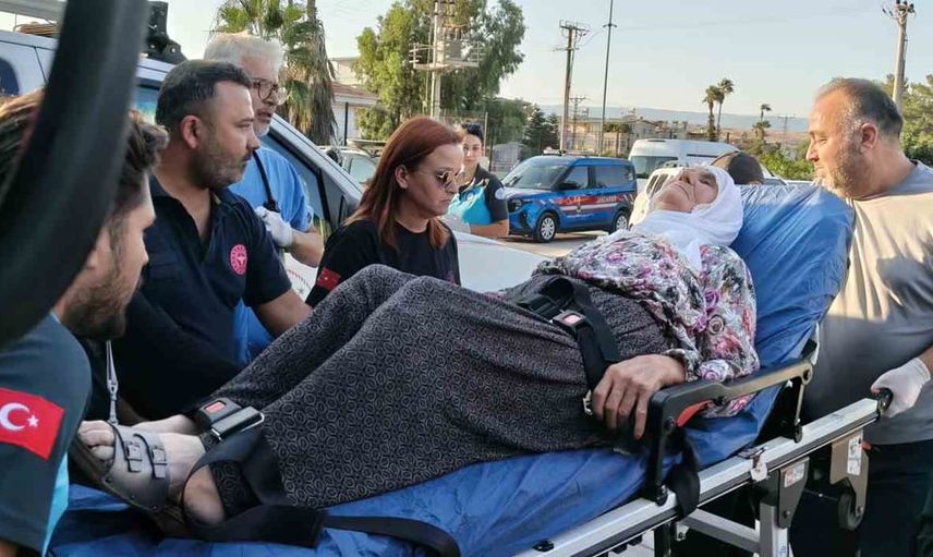 Taşucu limanında bekleyiş: torunu için gelen kadın tansiyon yükselmesiyle hastaneye kaldırıldı