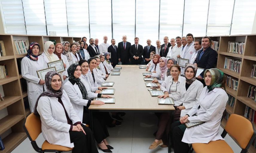 Vali Aydoğdu'dan öğretmenlere öğrenci rehberliği çağrısı