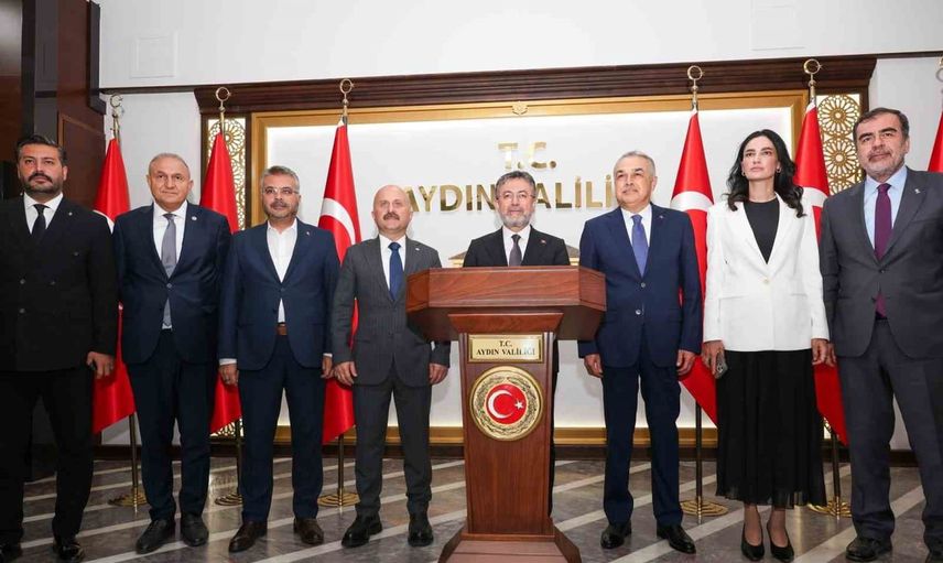 İncir hasadından valilik ziyaretine: İbrahim Yumaklı Aydın'da