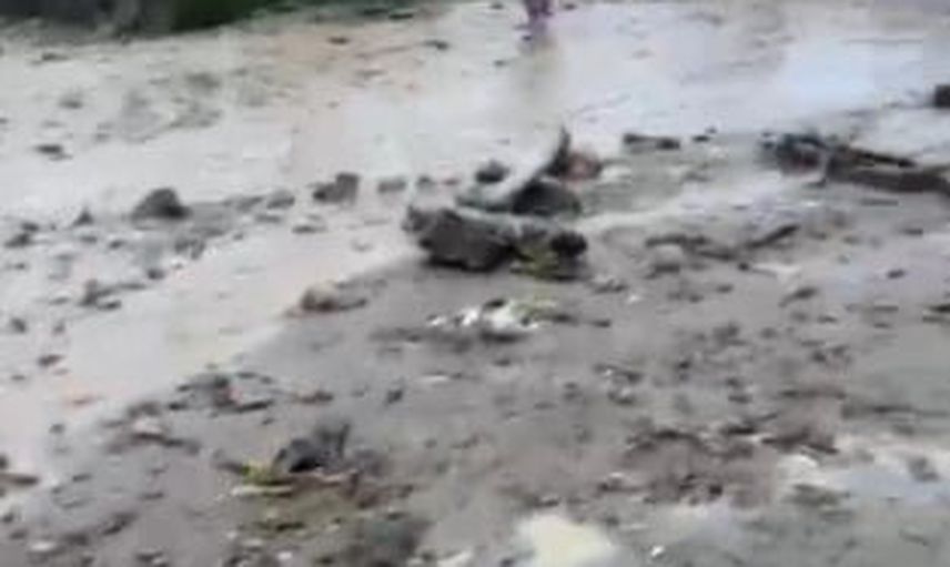 Taşkın Boğazköy’de menfez tıkanıklığı nedeniyle etkili oldu