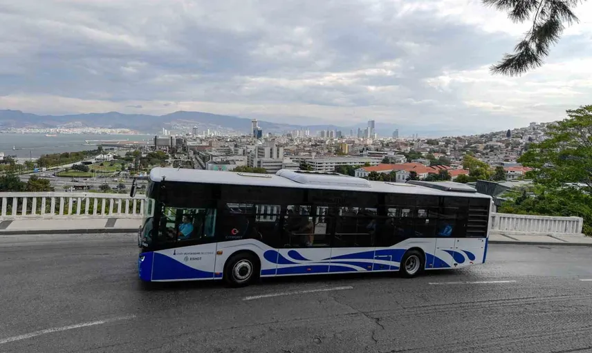 İzmir filoları yenileniyor: 111 yeni otobüsle güvenli ve erişilebilir ulaşım hedefi