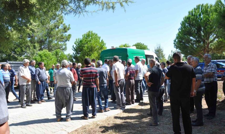 Son yolculuk: Silifke'de toprağa verilen Şerif Özdemir