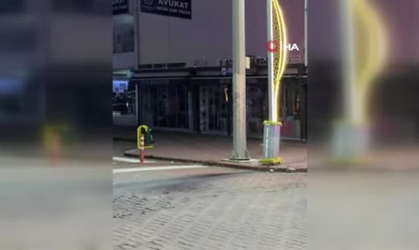 Ağlasun'da kağıda emdirilmiş binlerce bonzai ele geçirildi, 3 kişi tutuklandı