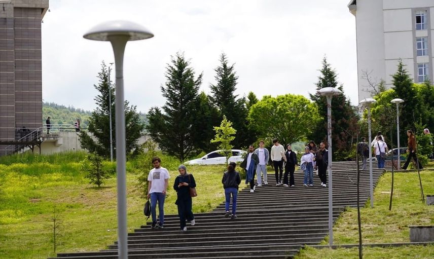 Bartın Üniversitesi kampüste sağlık ve spor odaklı adımlarla bağımlılığa karşı kapsamlı politika izliyor
