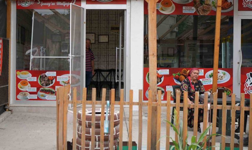 Edirne'de 'beyler terbiyeli olun' uyarısı sonrası lokantaya saldırı