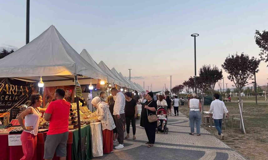 Sincan'da yaz coşkusu: yöresel tatlar, konserler ve hemşehri günleriyle festival sürüyor