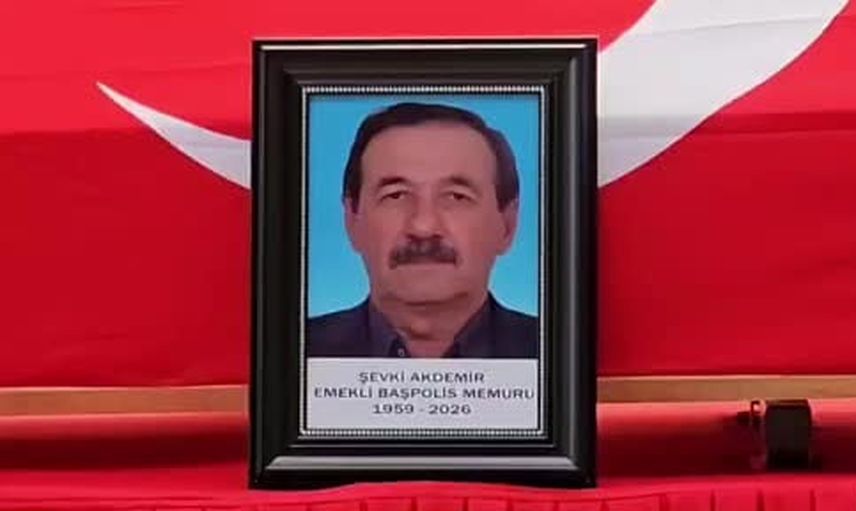 Memleketinde son yolculuk: emekli baş polis Şevki Akdemir toprağa verildi