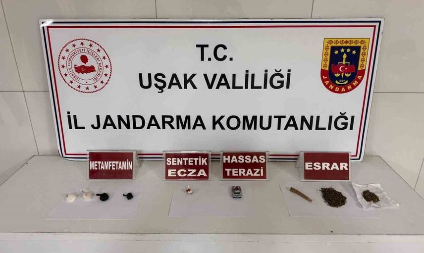 Uşak'ta kağıda emdirilmiş bonzai operasyonu: 4 kişi cezaevinde