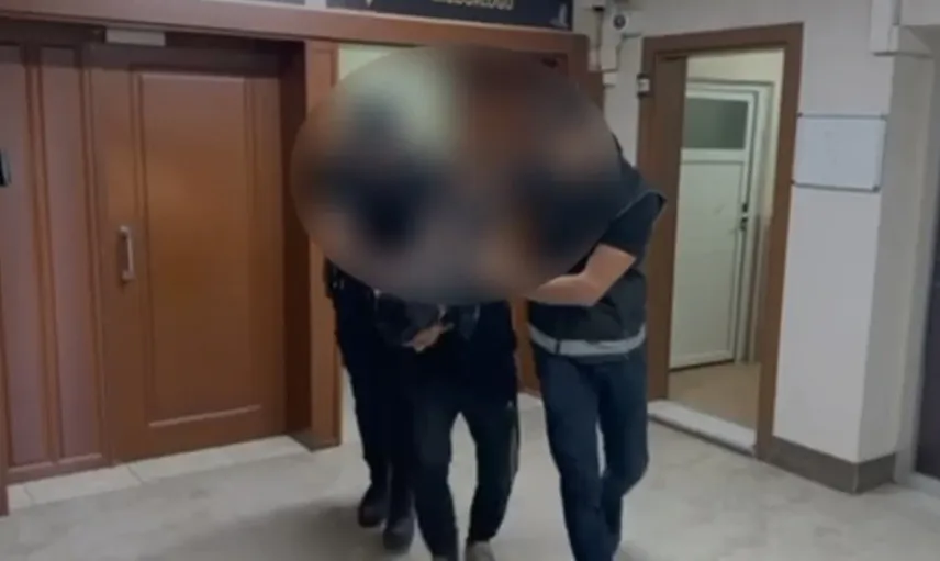 Sakarya'da üç ilçeyi kapsayan uyuşturucu operasyonunda iki şüpheli tutuklandı