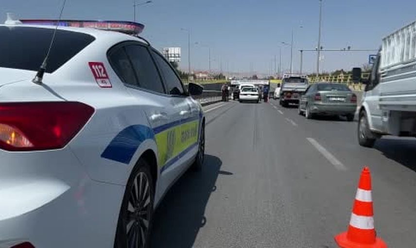Konya'da Adana çevre yolu'nda altı aracın karıştığı zincirleme kaza: 1 yaralı