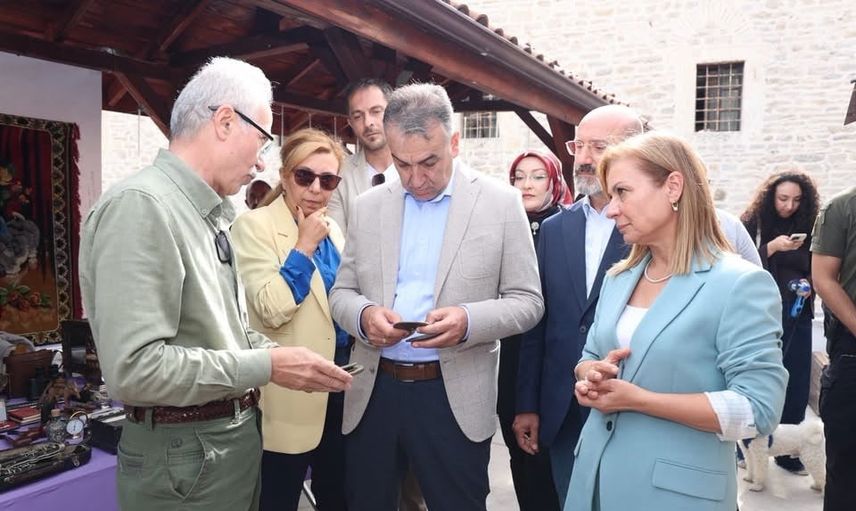 Safranbolu'da nostalji canlanıyor: Sakem Çarşısı'nda antika pazarı açıldı