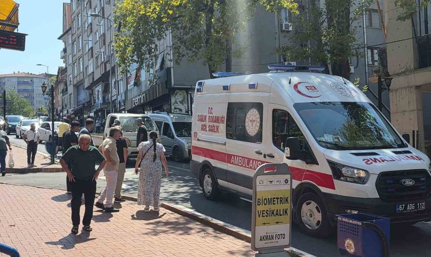 Ereğli Meydanbaşı Caddesi'nde yaya çarpması: yaralı hastaneye kaldırıldı