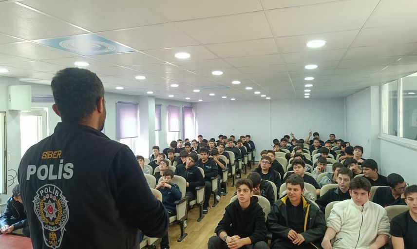 Bilecik'te okul güvenliği ve siber zorbalığa karşı bilinçlendirme