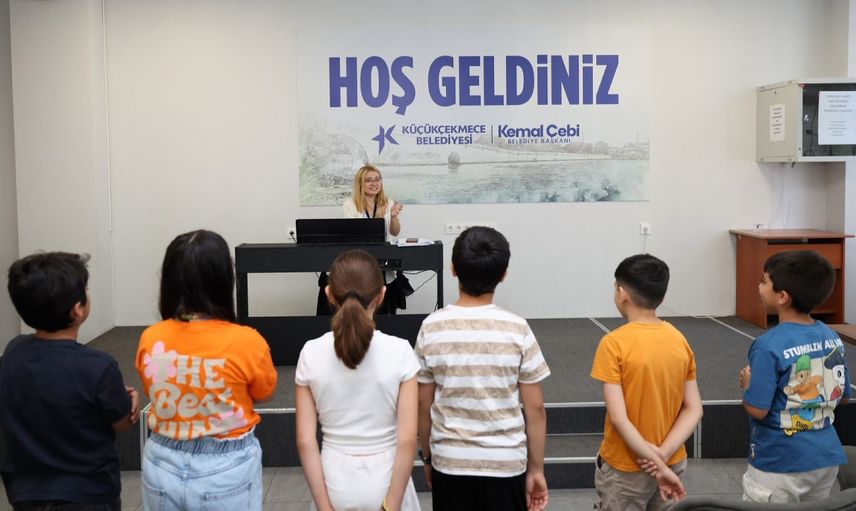 Mahallelerden sahneye uzanan keşif: küçükçekmece'nin gezen müzik akademisi