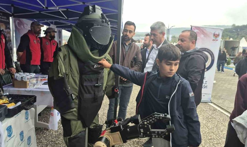 Bilim festivali Bartın'ı teknoloji ve merak merkezi yaptı