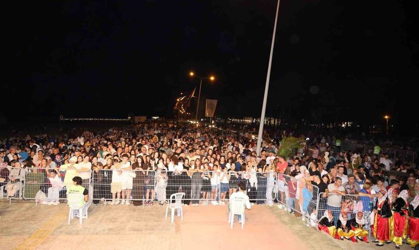 Geyikkoşan'da yaz konserleri coşkuyla başladı