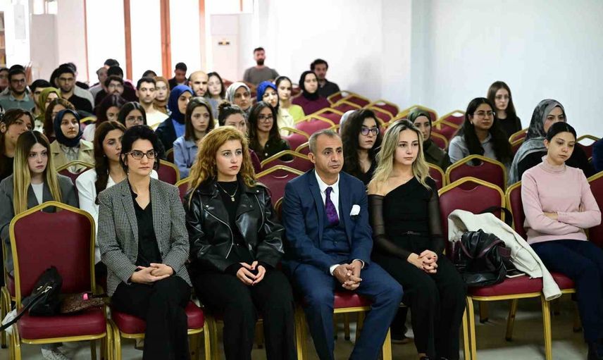 Hukukun bekçiliği: Başkan Taşkın genç avukatlara mesleki ilkeleri anlattı